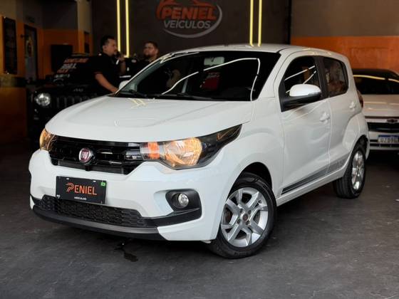 FIAT MOBI 1.0 EVO FLEX LIKE. ON MANUAL FIAT MOBI 1.0 EVO FLEX LIKE. ON MANUAL